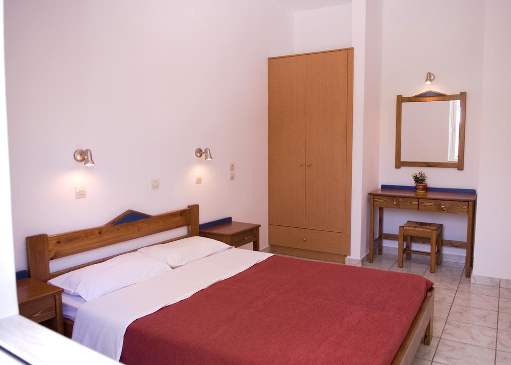 Anthea Apartments Παλαιοχώρα Δωμάτιο φωτογραφία